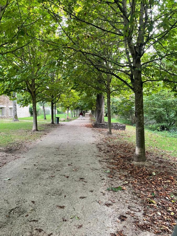 Ozoir-la-Ferrière Appartement - Chic Et Cosy A 30 Minutes De Paris Et 25 Minutes De Disney المظهر الخارجي الصورة
